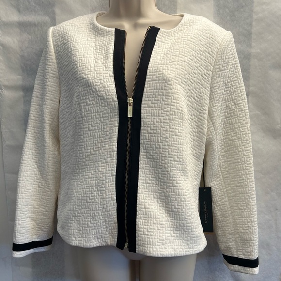 Donna Karan Black and Ivory Blazer with Textured Design NWT Sz-10. C11 - Picture 1 of 10